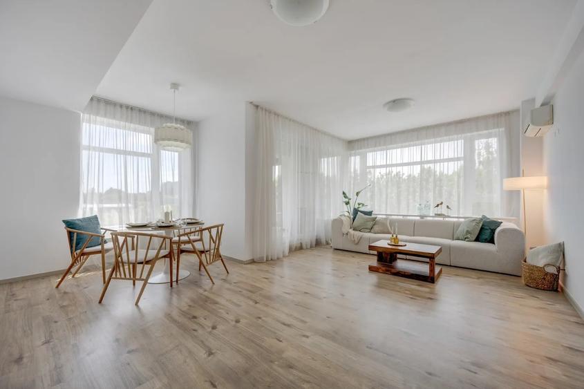 APARTAMENT CU 3 CAMERE - VEDERE LA LAC
