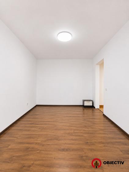 Apartament 3 camere- parter cu boxa - Orion