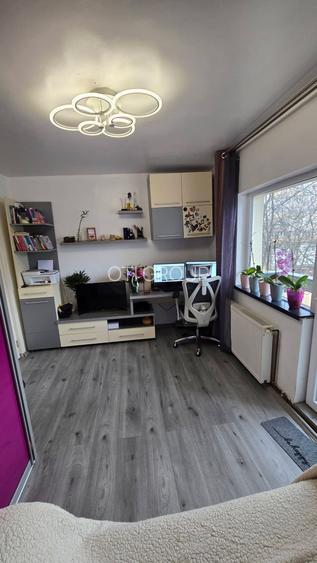 3 camere, Piața Zorilor, 67 mp utili, 2 balcoane, etaj intermediar - 10