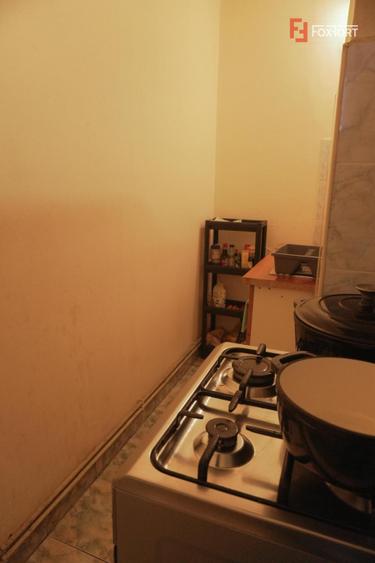 Apartament de vanzare cu 3 camere de 75 mp, zona Bucovina