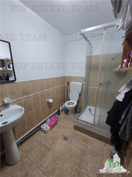 Casa 3 camere+garaj teren 370 metri in centru Ciorogarla