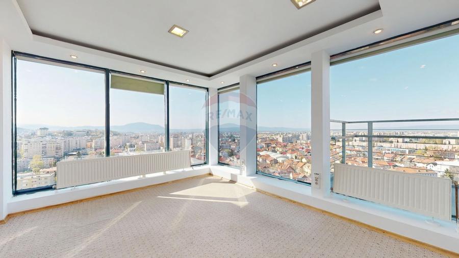 BIROU cu priveliște panoramică – Centru Civic