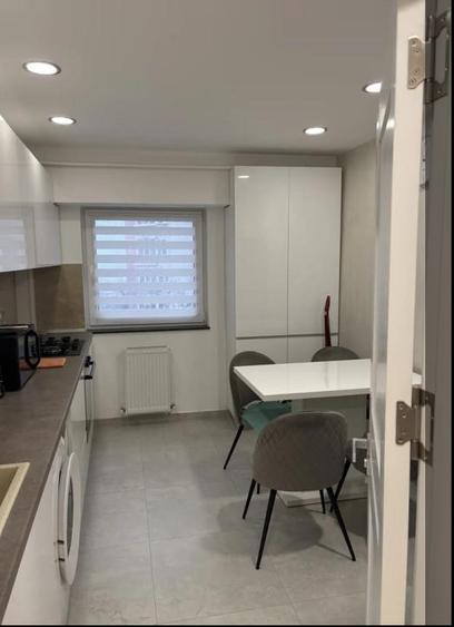 40170 Apartament 3 camerte Centru