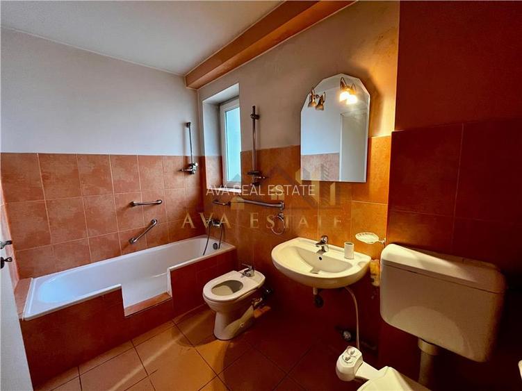 Apartament 4 camere | 99 mp | - Zona Punctele Cardinale - 14