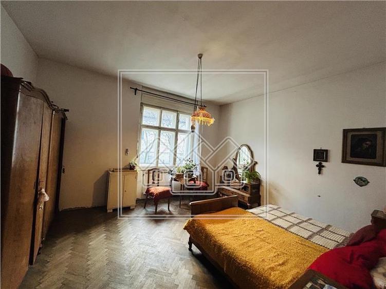 Casa individuala, teren de 900 mp utili, Zona Calea Poplacii