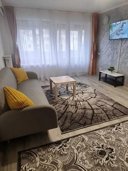 Vind apartament cu 2 camere Piata Romana, balcon 8,52m,ideal airbnb - 9