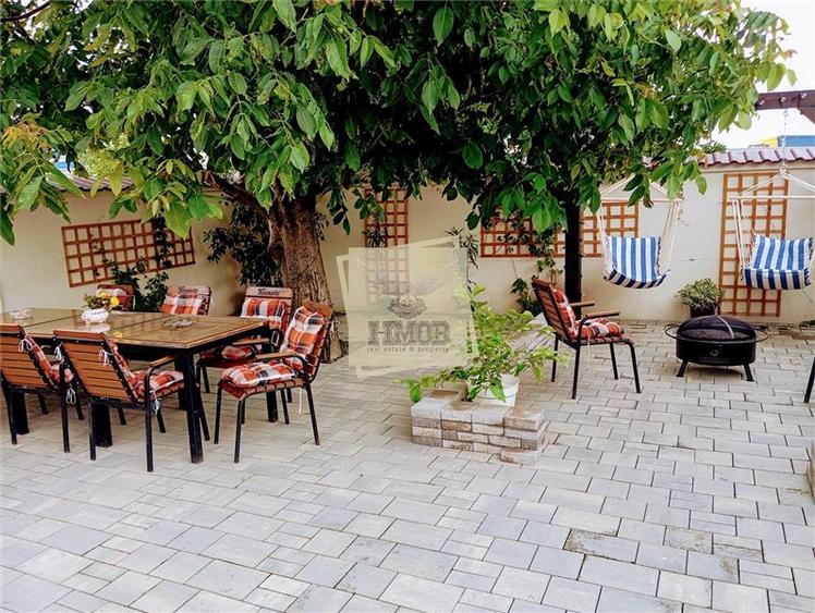 Casa lux 280 mpu 5 camere 5 bai garaj piscina si teren 1200 mp