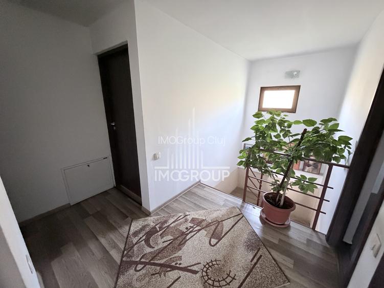 Casa individuala,  691 mp teren, zona retrasa, la intrare in Dezmir - 13