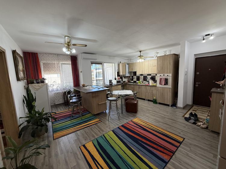 Exclusivitate!Com0%Ap 3 camere 58mp semidec,1 balcon,parcare cu CF Str.Florilor