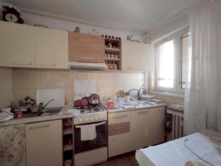 Drumul Taberei zona Parc Metrou 4 minute apartament 2 camere bloc anvelopat