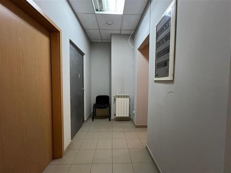 Spatiu comercial (Gheorgheni, Cart. Bucin bl. 18 F)