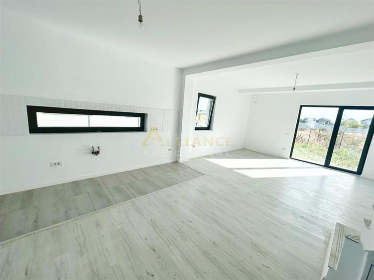 Vila tip duplex | P+1E+Pod | 3 camere | 2 bai