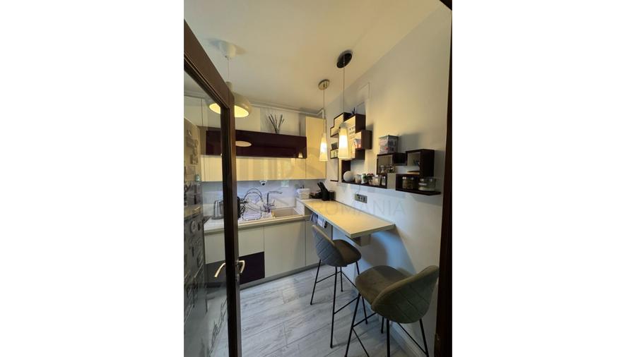 REA1025690 APARTAMENT 3 CAMERE  I DECEBAL