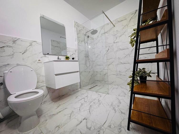 Apartament 3 camere, bloc nou, complet mobilat-utilat - 440 Euro