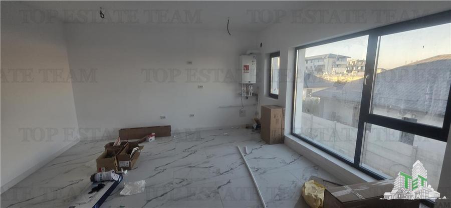 Bragadiru cart. Independentei/ Vanzare apartament 2 camere in vila /curte propri