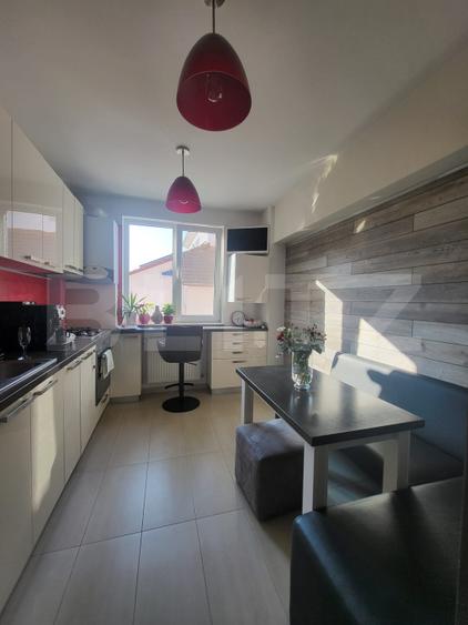 Apartament de 3 camere, 78 mp, zona Centru
