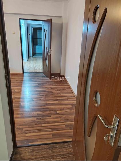 Apartament cu 3 Camere  - 3