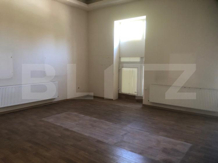 Spatiu de inchiriat, 150 mp, zona semicentrala