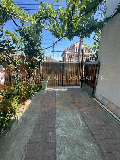 Casă de vânzare în Viile Noi – Anda, Constanța | 2 corpuri | Teren 240 mp - 6
