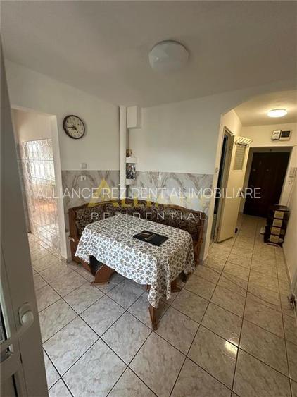 De vanzare apartament 2 camere decomandat – Bulevardul Constantin Brancoveanu - 19