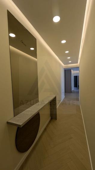 Penthouse premium 4 camere 120 mp utili terasa 88 mp zona Lazaret