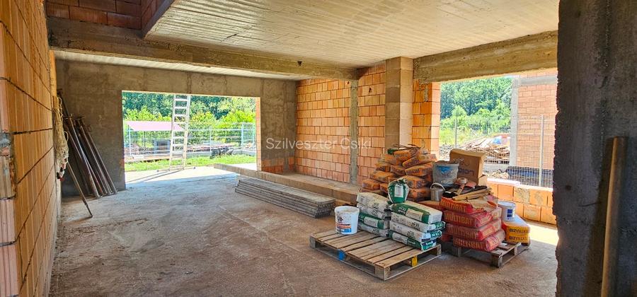 DE VÂNZARE CASĂ PREMIUM – CORUNCA, VALEA IUBIRII   - 6