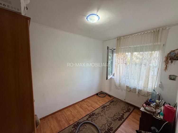 Ap 3 camere - decomandat - Campina - strada Milcovului - 6