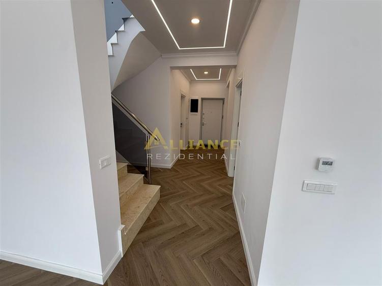 <Casa individuala cu finisaje de lux> 4 camere 3 bai + dressing teren 540mp