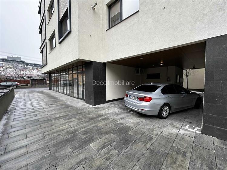Spatiu comercial 124 mp, vitrina la strada s parcare - 3