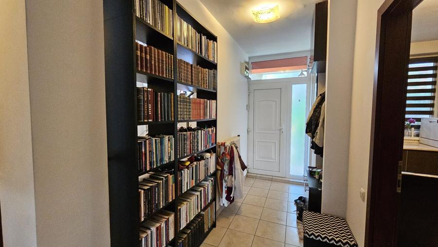 Casa moderna, tip duplex, P+E, garaj, gradina, parcari, in Buna Ziua