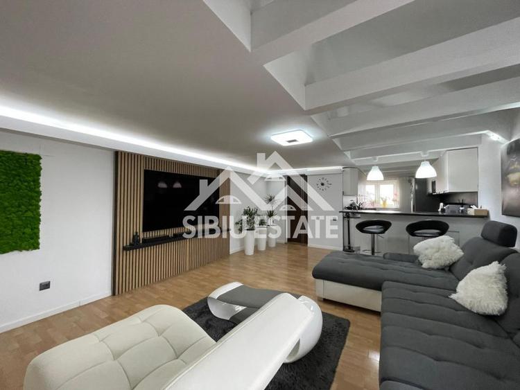 Apartament de vanzare, cu 4 camere, 82.4 mp. -Calea Cisnadiei (Ciresica)