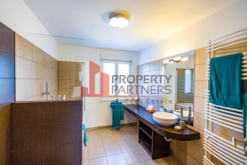 Vilă 340 mp Bran | Teren 5500 mp | 6 dormitoare cu băi proprii