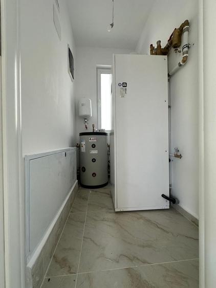 Birou Vanzari/COMISION 0% - Individuale Parter/ 400 mp Teren