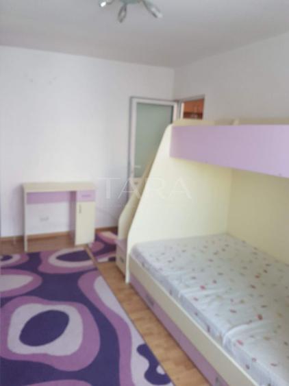 !!OCAZIE!! INCHIRIEM APARTAMENT