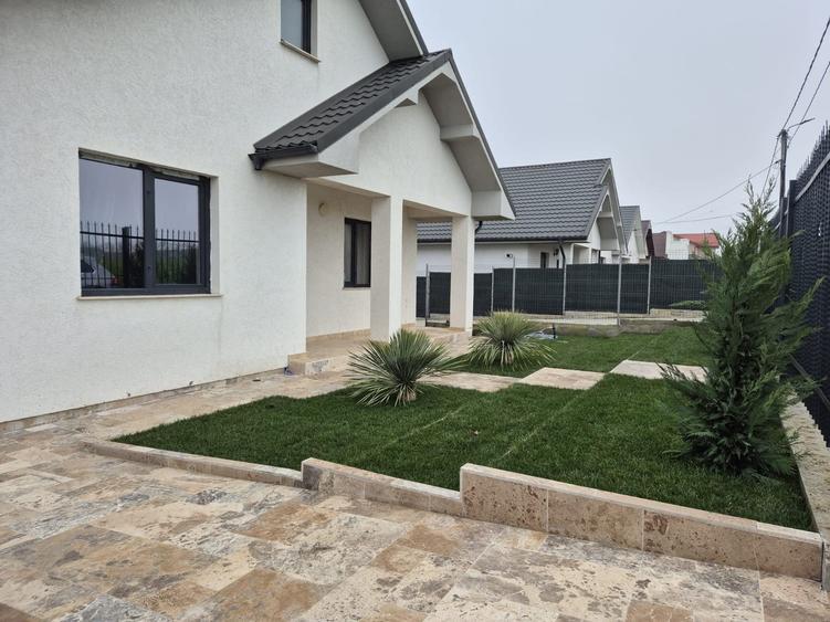Valu lui Traian - zona linistita - casa moderna cu dotari de lux
