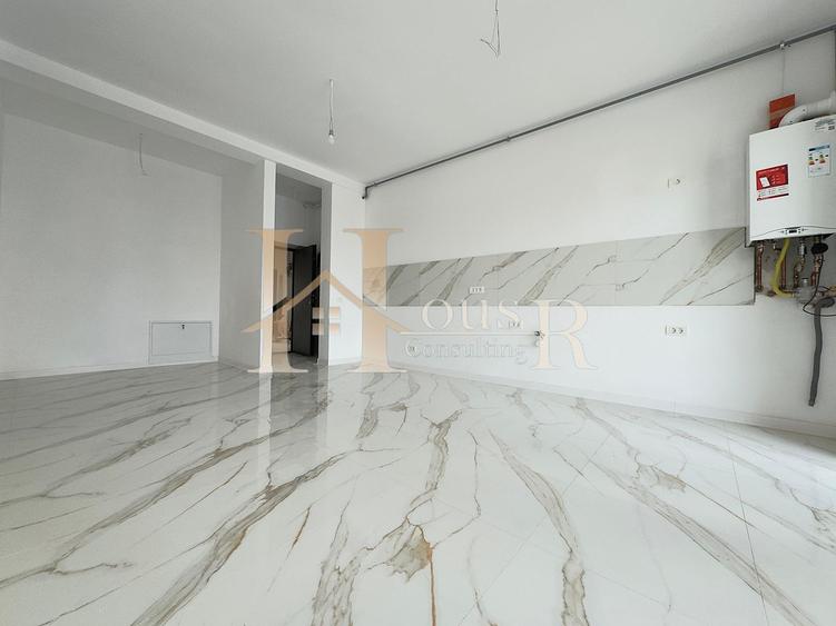 Strada Asfaltata. Finalizat ! Spatiu depozitare in pod
