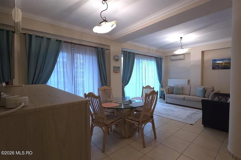 Mamaia Nord - Sea Breeze Resort, 2 camere, 81 mp utili, etaj 1, lift!