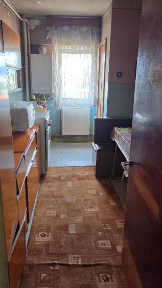 De vânzare: Apartament 3 camere (66 mp + balcon), decomandat, zona Făget