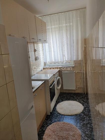 Închiriez apartament cu 2 camere, zona Spitalul Județean- 430 euro/lună  - 4