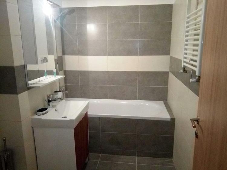 Garsoniera lux, in bloc nou, de inchiriat. Modern , complet mobilata si utilata.