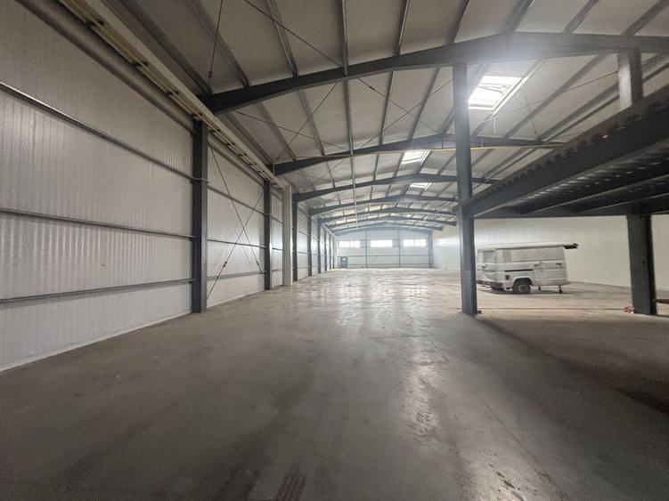 Spatiu de productie si depozitare 885 mp