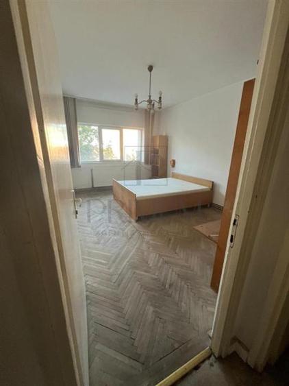 Olimpia - 2 Camere - Centrala proprie - Etaj intermediar cu LIFT - Bloc izolat -