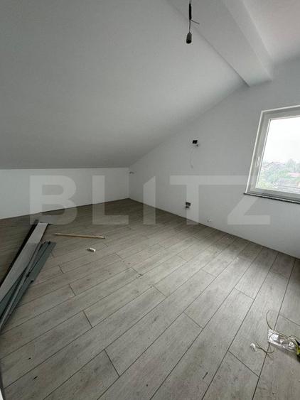Apartament 3 camere, 80mp, central, Radauti