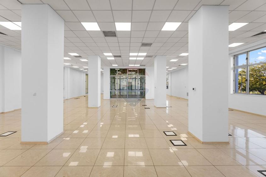 Spațiu comercial de 830mp de închiriat în zona Sud-Vest