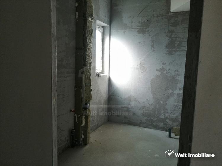Apartament spatios situat in Marasti, semifinisat