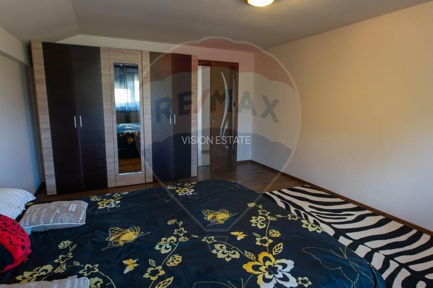 Casă / Vilă cu 5 camere de vânzare - 23