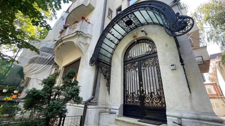 REA1020079 Apartament tip duplex Capitale parter inalt I demisol