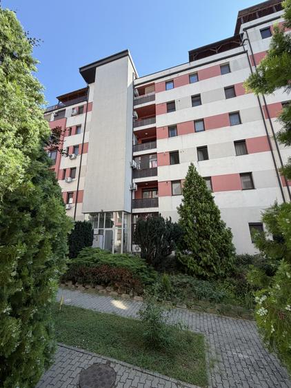 PROPRIETAR, BLOC CU LIFT, VENUS 35