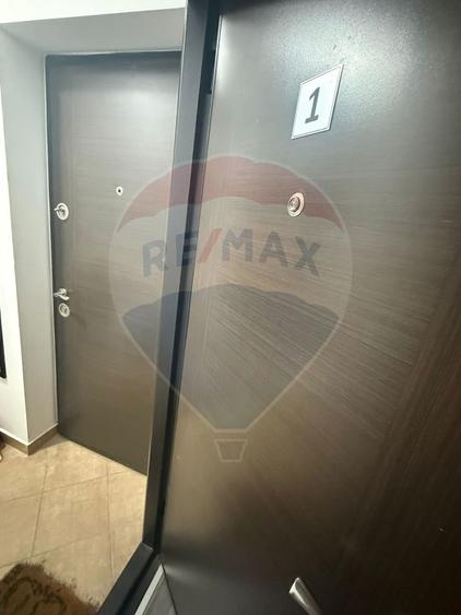 Studio cu grădină proprie și acces direct | Loc de parcare inclus