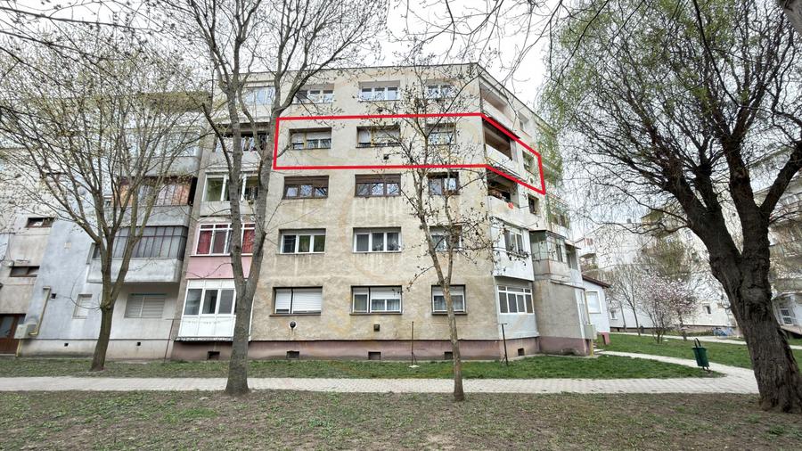 Apartament 3 camere MV1 Str. Gladiolei 6 Etaj III - Carei -